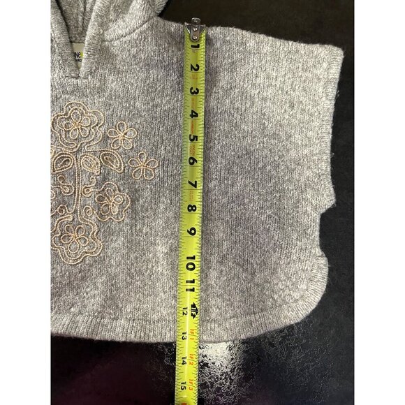 Genuine Kids from OshKosh Gray Hooded Poncho Sweater Embroidered 18M - Picture 9 of 10